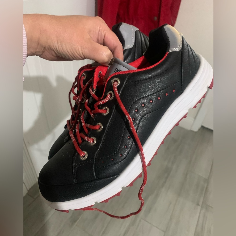 Men's Black Sneakers with Red Accents - Lightweight Traction Sole